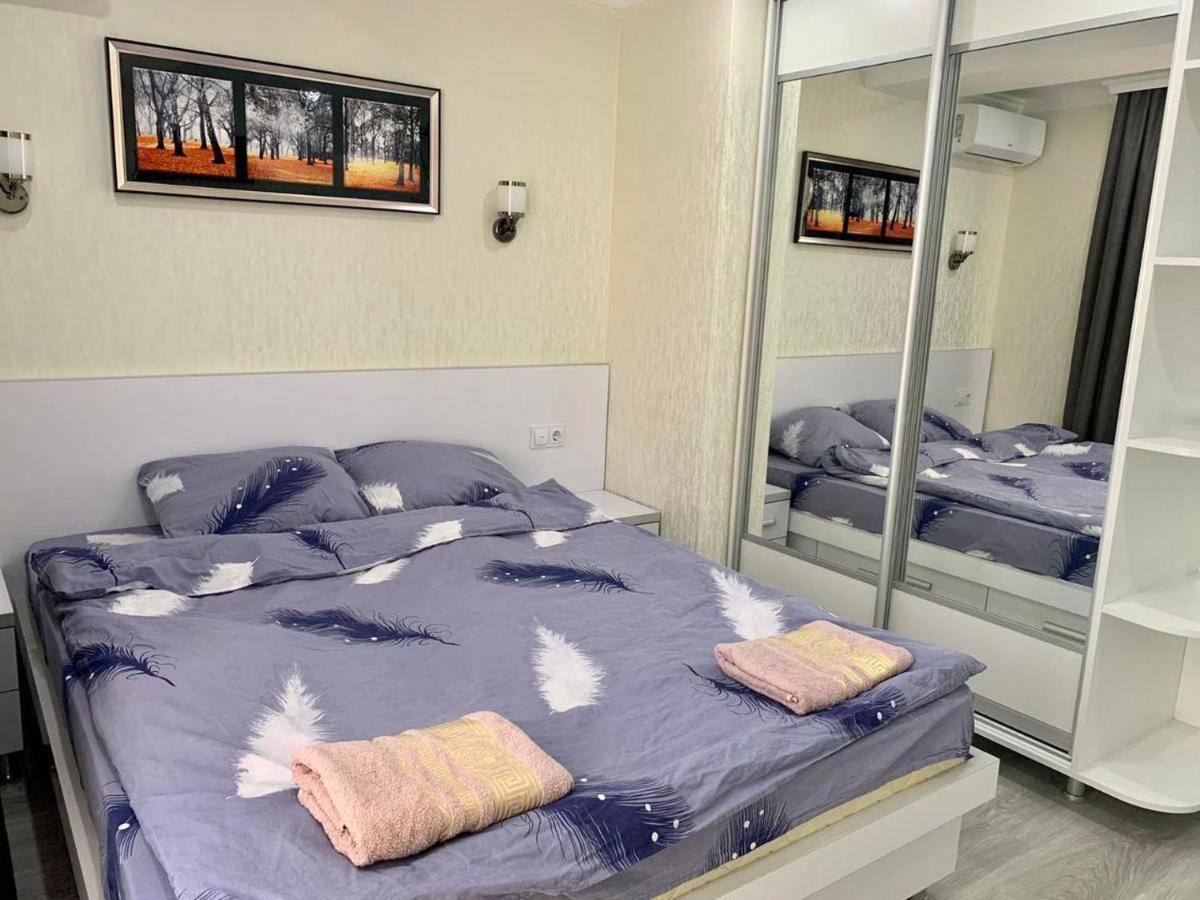 Apartament On Lev Tolstoi 43B! Lejlighed Chişinău Eksteriør billede
